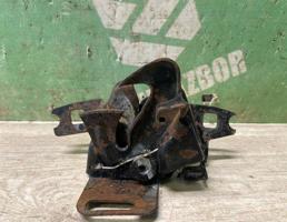 Замок капота для VW Golf 3 Vento 91-97  запчасти бу