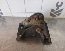 Кронштейн задней балки для Kia RIO 1 2000-2004  запчасти бу