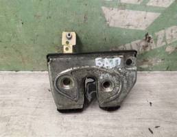 Замок багажника для VW Passat B4 94-96  запчасти бу