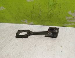 Поршень с шатуном для Peugeot 206 98-12  запчасти бу