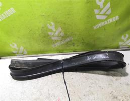 Уплотнитель для Renault Logan 2005-2014  запчасти бу