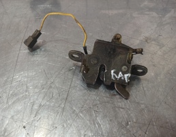 Замок багажника для Mazda 626 (GE) 1992-1997  запчасти бу