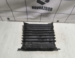 Гофра воздуховода для Audi A6 (C4) 1994-1997  запчасти бу