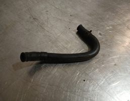 Патрубок для Kia Spectra 2001-2011  запчасти бу