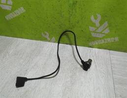 Датчик положения коленвала для Audi 80  90  B3  86-91  запчасти бу