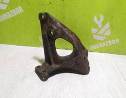 Кронштейн для Suzuki Baleno 98-07  запчасти бу