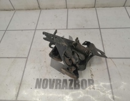 Замок капота для VW Golf 3 Vento 91-97  запчасти бу