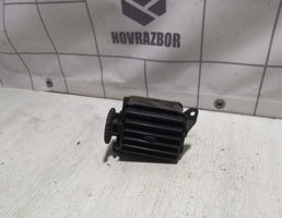 Дефлектор воздушный для Mazda 323 BA 94-98  запчасти бу