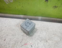 Реле для VW Caddy 3 2004-2015  запчасти бу