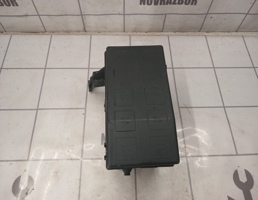 Корпус блока предохранителей для Opel Vectra B 1999-2002  запчасти бу