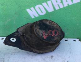 Опора КПП задняя для VW Golf 3 Vento 91-97  запчасти бу