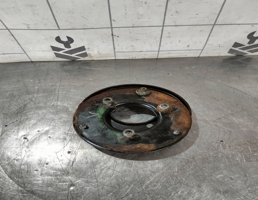 Опора передней пружины для Audi A6 (C4) 1994-1997  запчасти бу