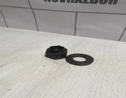 Гайка ступицы для Chevrolet Aveo T200 03-08  запчасти бу