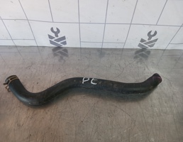 Патрубок радиатора для Audi 80  90  B3  86-91  запчасти бу