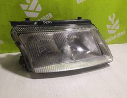 Фара правая для VW Passat B5 96-00  запчасти бу