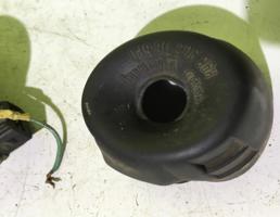 Крышка для Audi 100 C4 91-94  запчасти бу