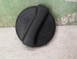 Крышка расширительного бачка для VW Polo Classic 95-02  запчасти бу