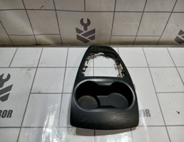 Накладка декоративная для LADA VESTA 15-19  запчасти бу