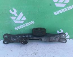 Кронштейн КПП для BMW 5-серия E28 81-87  запчасти бу