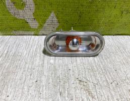 Повторитель на крыло белый для Seat Ibiza 4 2002-2008  запчасти бу