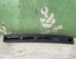 Решетка вентиляционная для Nissan Primera P11 96-02  запчасти бу