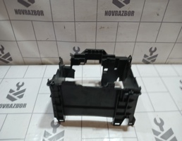 Крепление АКБ (корпус/подставка) для Renault Clio 3  2005-2012  запчасти бу