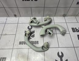 Ручка внутренняя потолочная для Skoda Yeti 2009-2018  запчасти бу