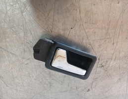 Ручка двери внутренняя левая для Audi 80  90  B3  86-91  запчасти бу