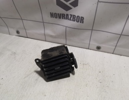 Дефлектор воздушный для Mazda 323 BA 94-98  запчасти бу