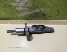 Цилиндр тормозной главный для VW Passat B5 96-00  запчасти бу