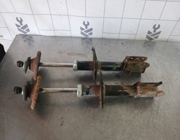 Амортизатор передний для Renault Logan 2005-2014  запчасти бу