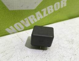 Реле для Fiat Punto 1(176) 93-99  запчасти бу