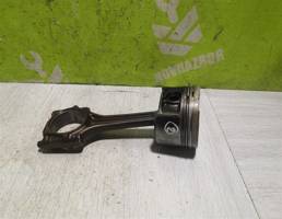 Поршень с шатуном для VW Golf 4 Bora 97-05  запчасти бу