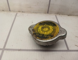 Крышка для Nissan Almera N16 2000-2006  запчасти бу