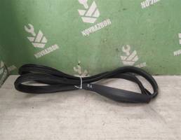 Уплотнитель двери для LADA VESTA 15-19  запчасти бу