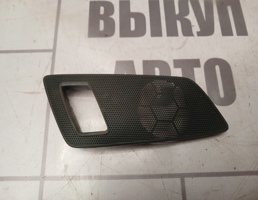 Решетка динамика для Skoda Yeti 2009-2018  запчасти бу