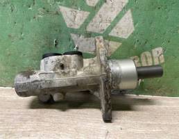 Цилиндр тормозной главный для VW Golf 3 Vento 91-97  запчасти бу