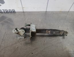 Ограничитель двери для Suzuki SX4 2006-2013  запчасти бу