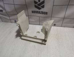 Кронштейн (сопут. товар) для Skoda Octavia A4 1U 2000-2011  запчасти бу