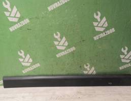 Молдинг передней левой двери для VW Passat  B3  1988-1993  запчасти бу