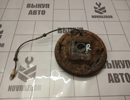 Щит опорный задний правый для Renault Logan 2005-2014  запчасти бу