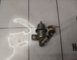 Регулятор давления топлива для Ford Focus 1 1998-2004  запчасти бу