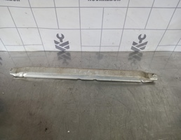 Кронштейн (сопут. товар) для Audi 80  90  B3  86-91  запчасти бу