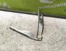 Петля капота правая для VW Polo 99-01  запчасти бу