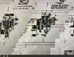 Болт для Faw Besturn B50 2009-2016  запчасти бу