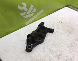 Кронштейн для Kia RIO 1 2000-2004  запчасти бу