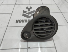 Дефлектор воздушный для Renault Clio 3  2005-2012  запчасти бу