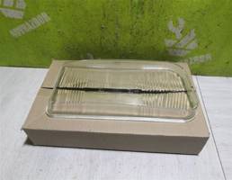 Стекло фары правой для VW Passat  B3  1988-1993  запчасти бу