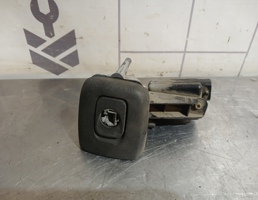 Замок багажника для Renault Clio 2 Symbol 1998-2008  запчасти бу