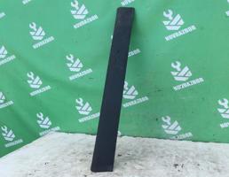 Молдинг передней правой двери для VW Passat  B3  1988-1993  запчасти бу